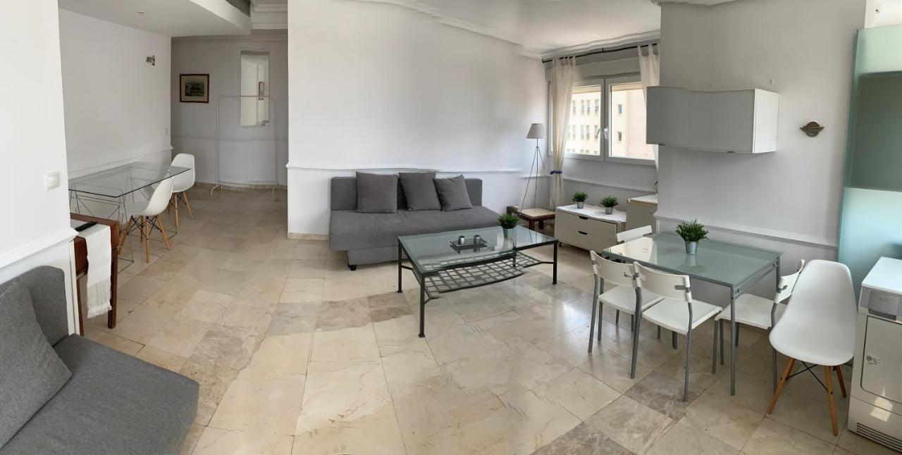Pisos Con Piscina De Temporada Corta Estancia Madrid Eksteriør bilde