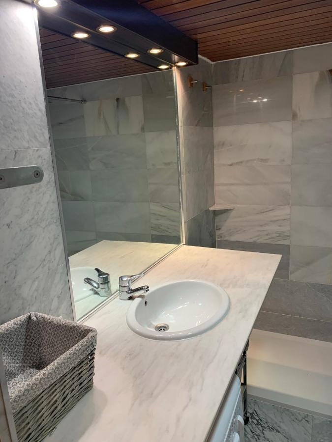 Pisos Con Piscina De Temporada Corta Estancia Madrid Eksteriør bilde